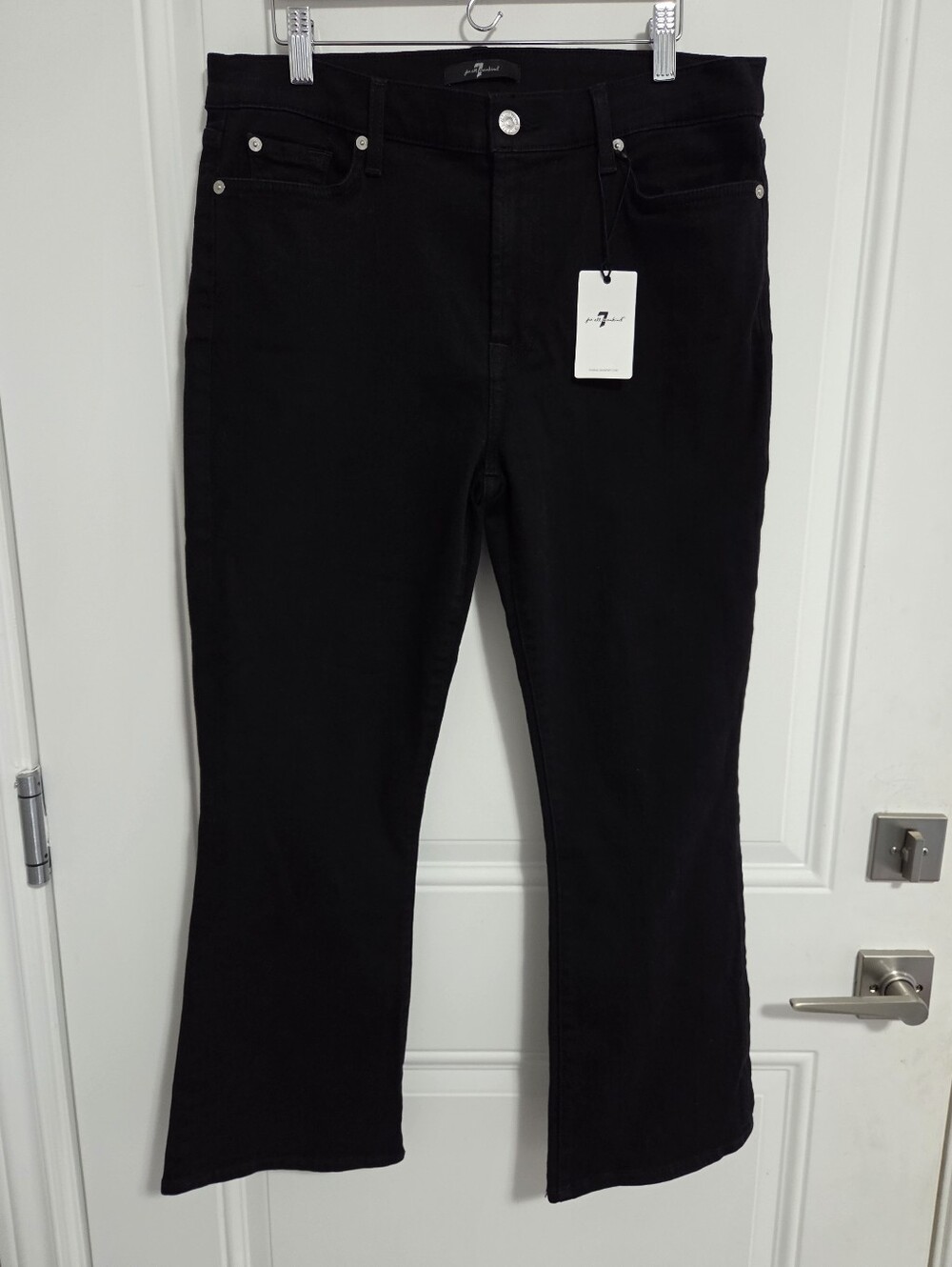 NWT - 7 For All Mankind Women's Bootcut Jeans - Size 32